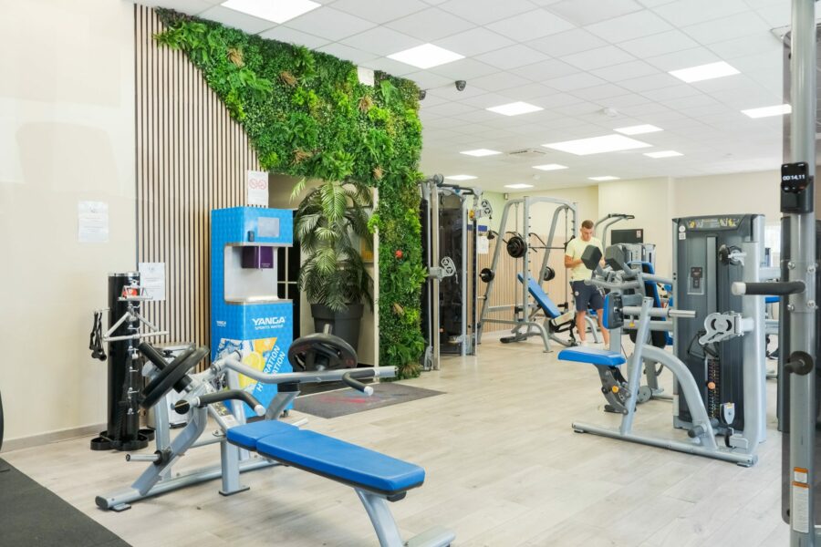 a99e58d6-abe2-4d2b-8cd0-e9da821baa10